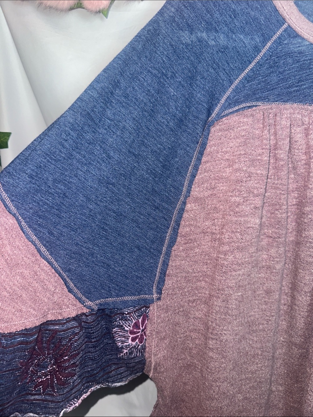 We The Free Long Sleeve Raglan Top in Mauve and Navy - Picture 4 of 7